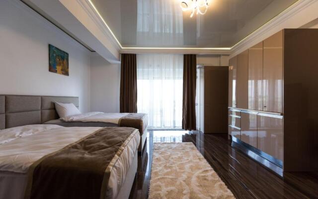 White Tower Mamaia