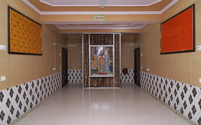 OYO 12933 Hotel Braj Bhawana