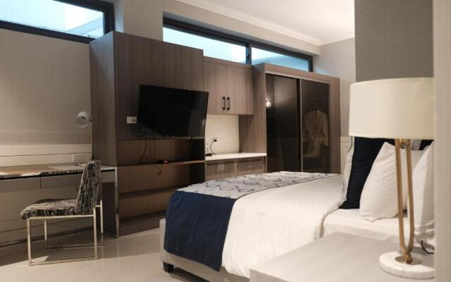 Stonehill Suites