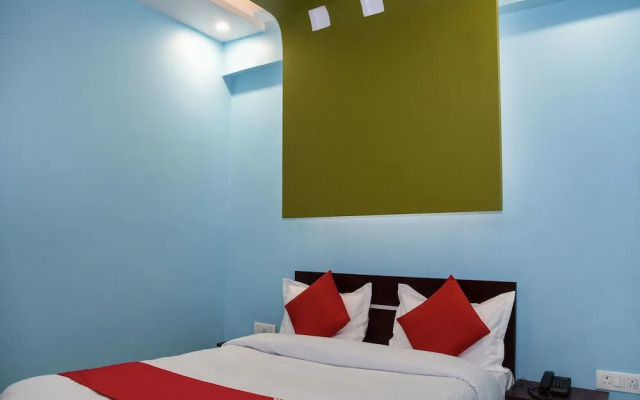 OYO 14798 Radha Swami Guest House