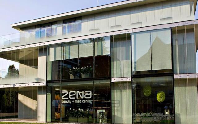 Hotel ZENA beauty & shopping center