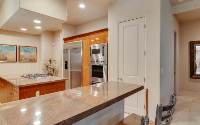 54444her 5 Bedroom Home