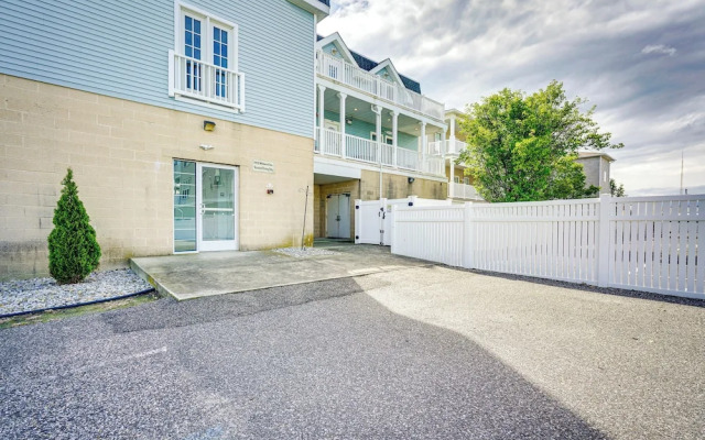 Wildwood Vacation Rental: Walk to Beach Access!