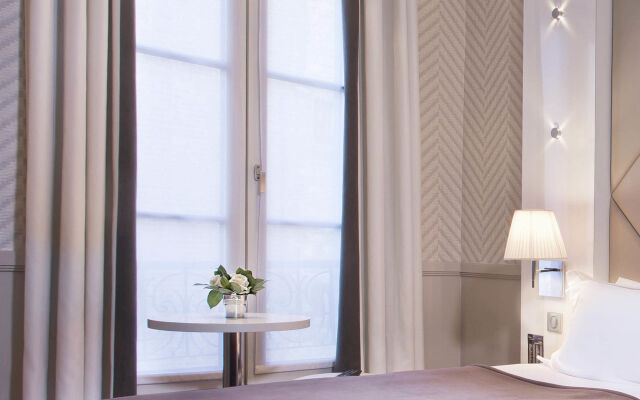 Hotel Longchamp Elysees