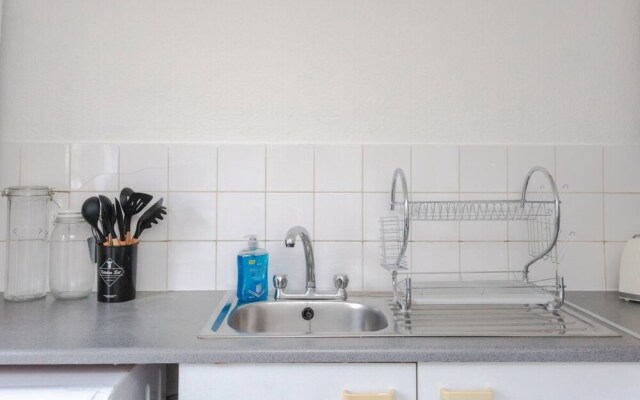 Quiet 2 Bedroom Flat in Peckham Rye