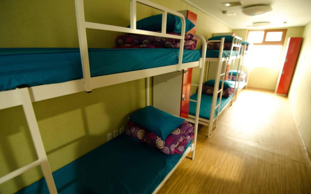 Kimchee Sinchon Guesthouse
