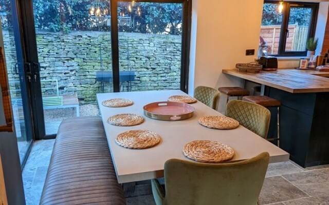 Cotswold Stays