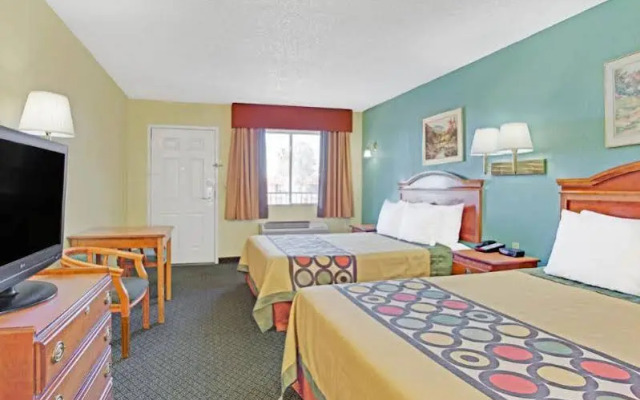 Super 8 Tucson Downtown Convention Center