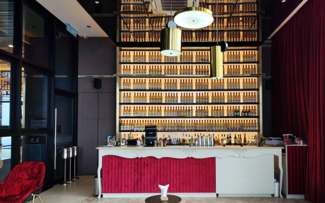 Scarletz Suites KLCC by Mykey