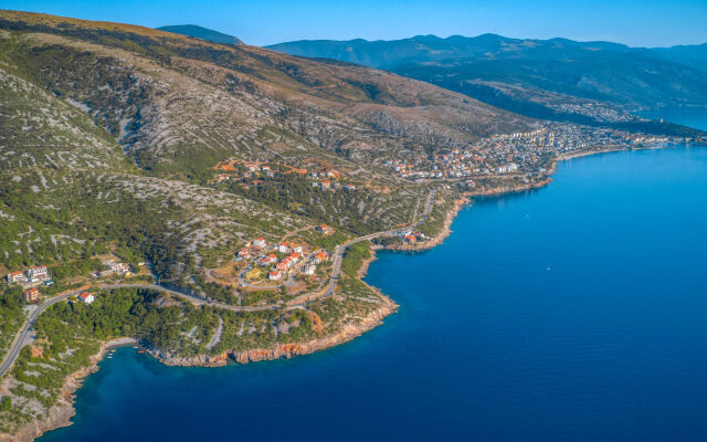 Three-Bedroom Holiday Home in Senj