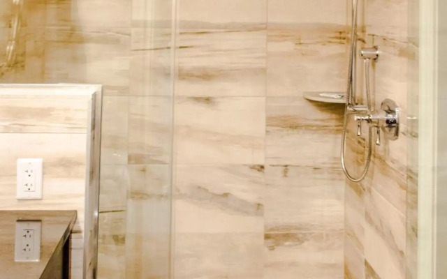 The Delavan Hotel & Spa