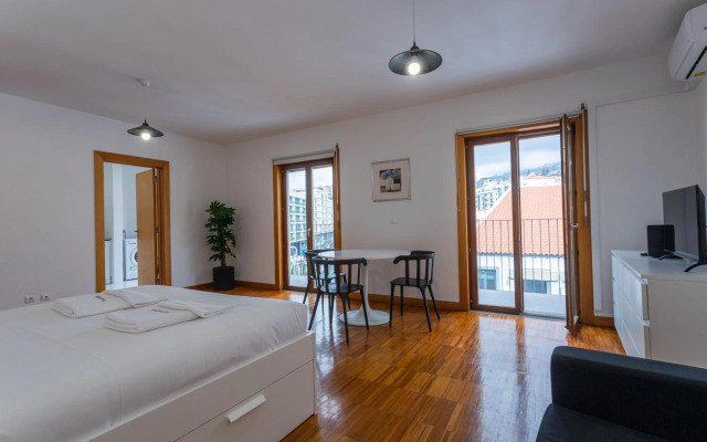 FLH Funchal Studio with Balcony