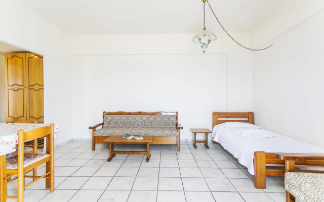 Yiannis Ηotel