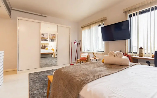 Apart-hotel With Pool in S o Paulo Sp-sj504