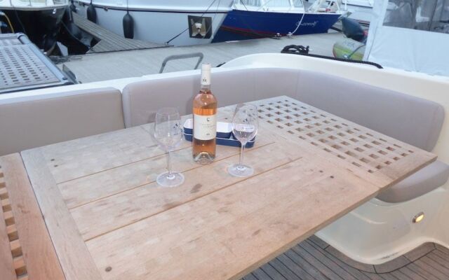 Rhein Yacht Lexa