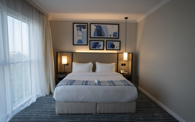 Prime Al Corniche Hotel
