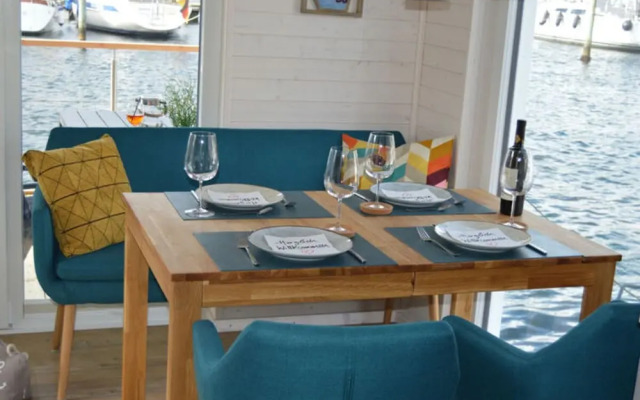 Houseboat Hecht in Egernsund at the Marina Minde