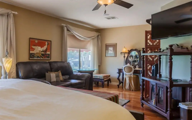 4BR Ocotillo Home, On the Lake and Golf Course