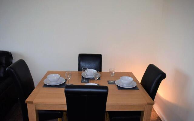 Kelpies Serviced Apartments Macgregor 2 Bedrooms