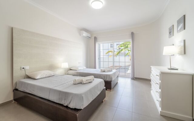 Villa Lemos by HelloVacations