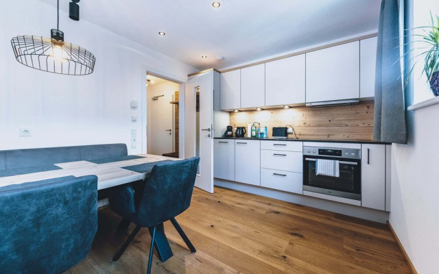 M1 - Mountain Living