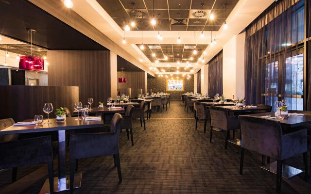 Crowne Plaza Birmingham City Centre by IHG