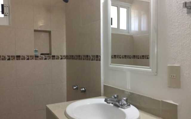 Hotel Arista Bugambilias