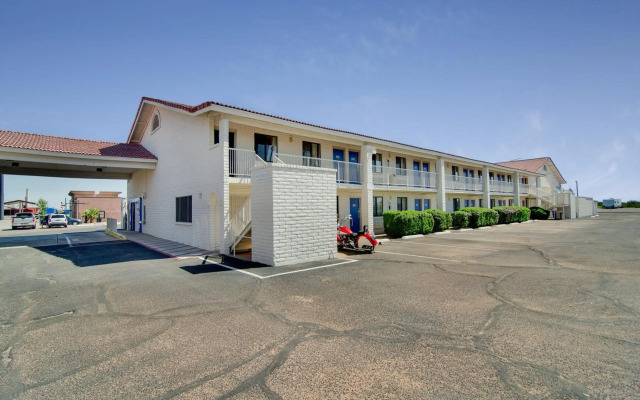 Motel 6 Eloy, AZ - Casa Grande