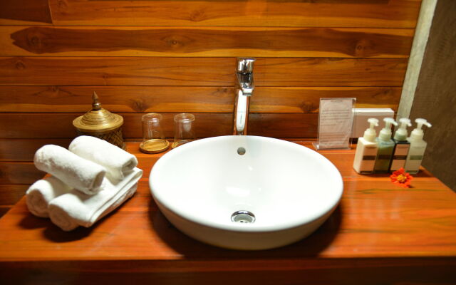 Nan Seasons Boutique Resort