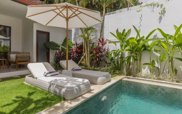 Charming 3 Bedrooms Villa Beach Walking Distance