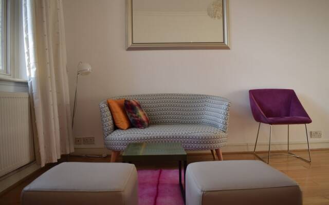 1 Bedroom Apartment in London Central Area