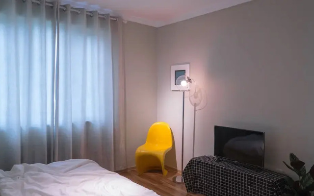 Cactus space- Sanlitun Artistic Elegance Apartment