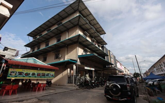 OYO 93671 Sir Homestay