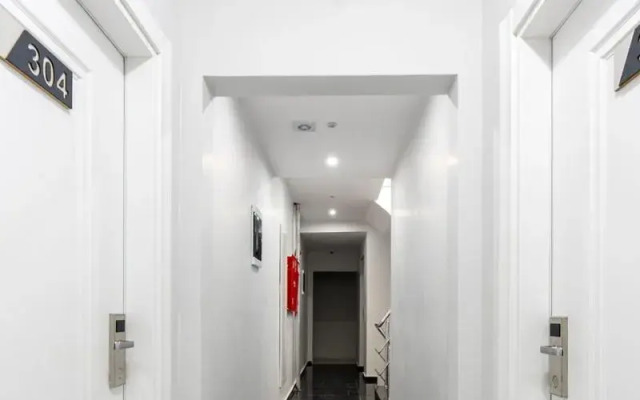 WP White Palace Hotel