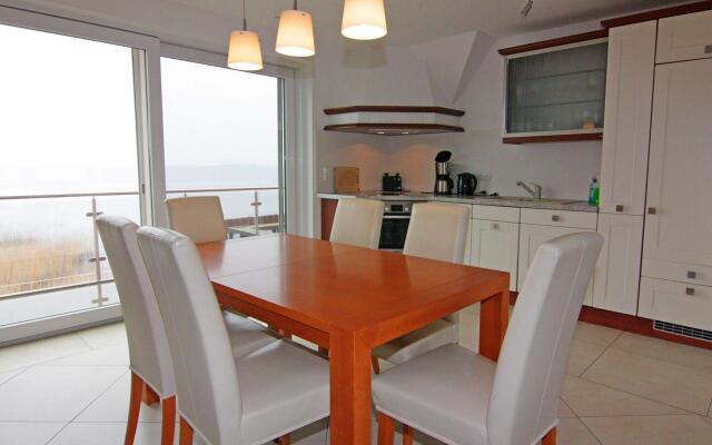 Seeadler holiday apartment in the ferry house, Vieregge