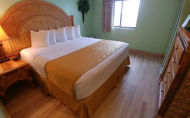 Tropical Winds Oceanfront Hotel