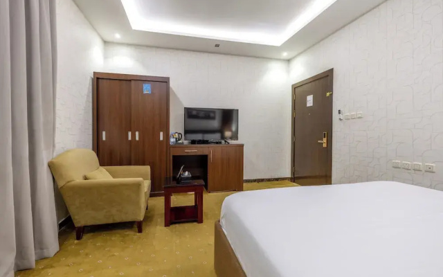 Golden Garden Hotel