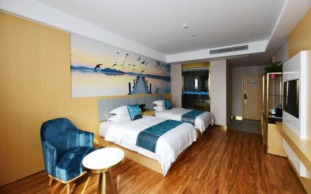 VX Wuxi East Station Jinan Road Hotel
