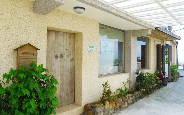 Jiufen Breeze B&B