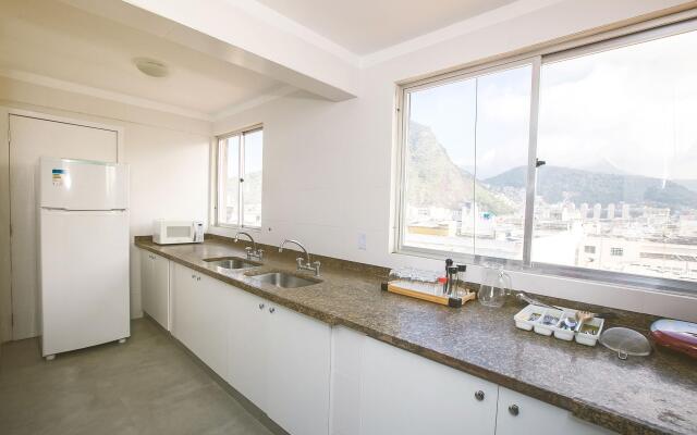 CLH Suites Domingos Ferreira