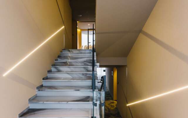 Noble Boutique Hotel