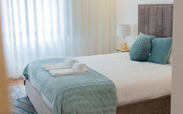 Stunning Apartment w/ Free Parking by LovelyStay