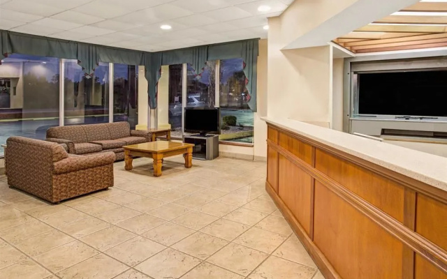 Ramada Walterboro