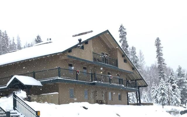 Hideaway Mountain Lodge