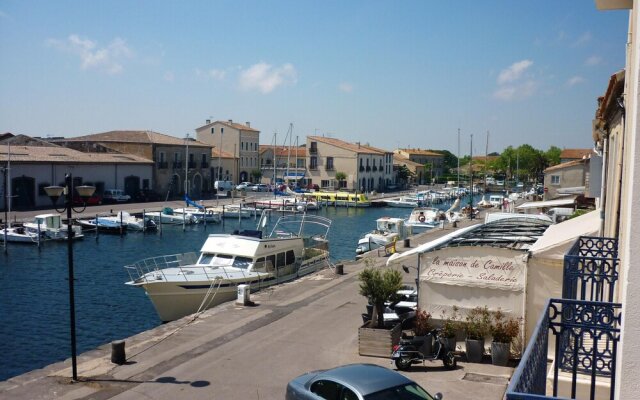 Apartment With One Bedroom In Marseillan, With Wonderful Lake View And Wifi 6 Km From The Beach