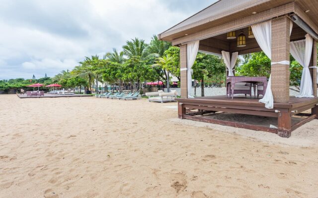 Отель The Royal Santrian