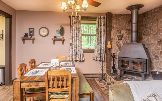 Woodside Retreat by Taylor Made Deep Creek