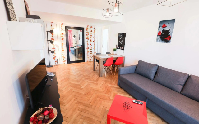 Victoria Avenue Apartment