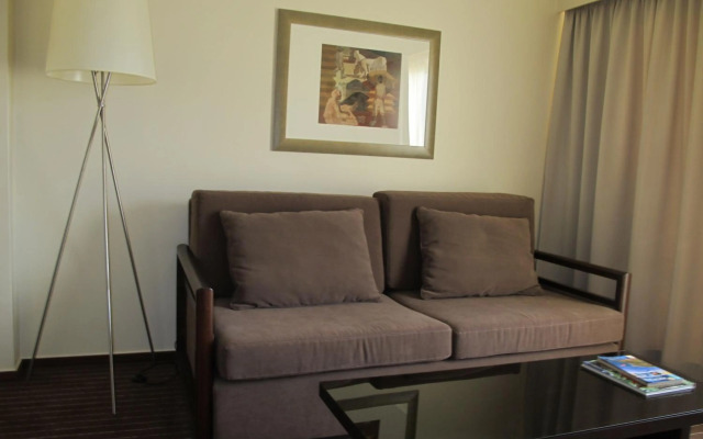 Hotel Girassol - Suite Hotel