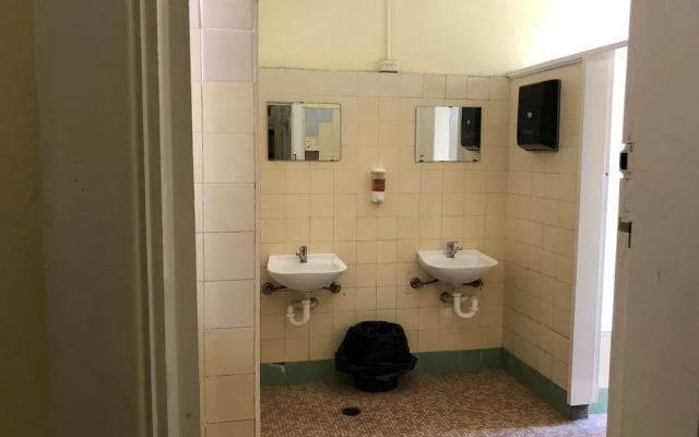 The Horse & Jockey Hotel